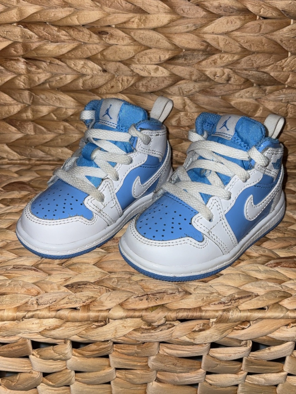 Toddler Jordan 1 Mid SE white/legend blue 5c